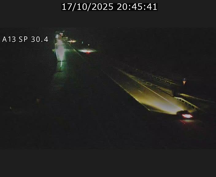 <h2>Traffic live webcam Luxembourg Altwies - A13 direction Luxembourg-ville - BK 30.4</h2>
