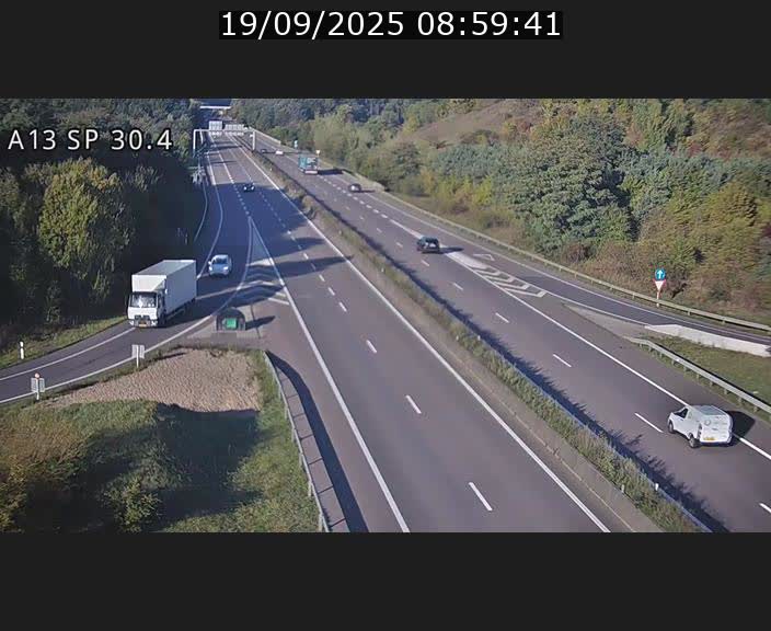 Traffic live webcam Luxembourg Altwies - A13 direction Luxembourg-ville - BK 30.4