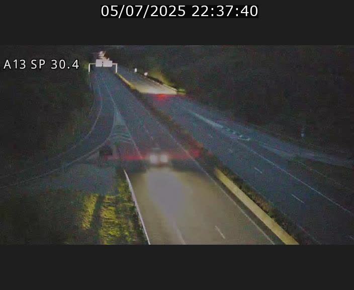 Traffic live webcam Luxembourg Altwies - A13 direction Luxembourg-ville - BK 30.4