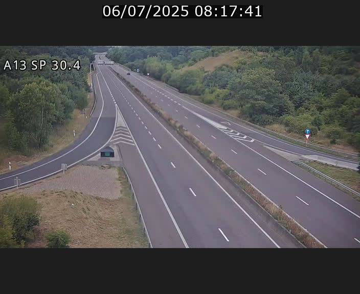 Traffic live webcam Luxembourg Altwies - A13 direction Luxembourg-ville - BK 30.4