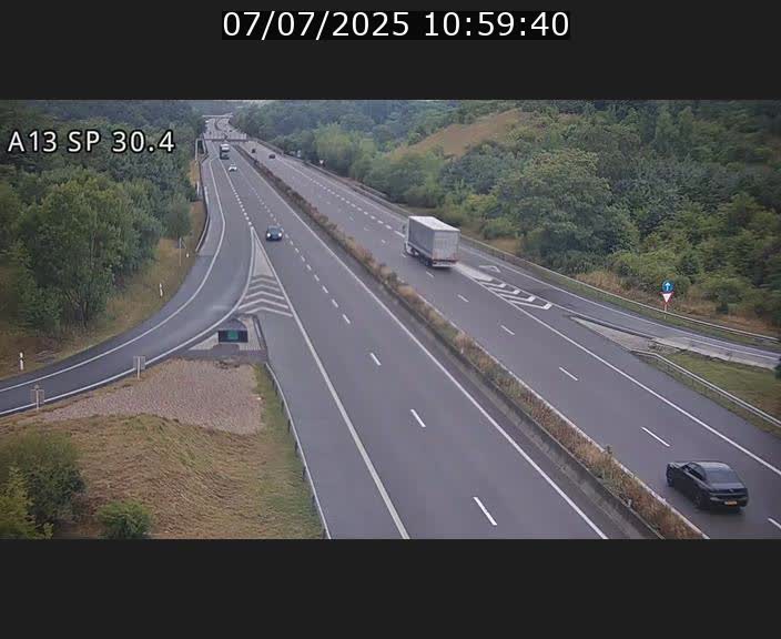 Traffic live webcam Luxembourg Altwies - A13 direction Luxembourg-ville - BK 30.4