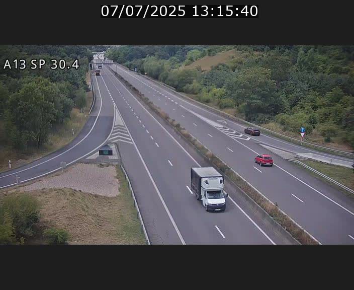 Traffic live webcam Luxembourg Altwies - A13 direction Luxembourg-ville - BK 30.4