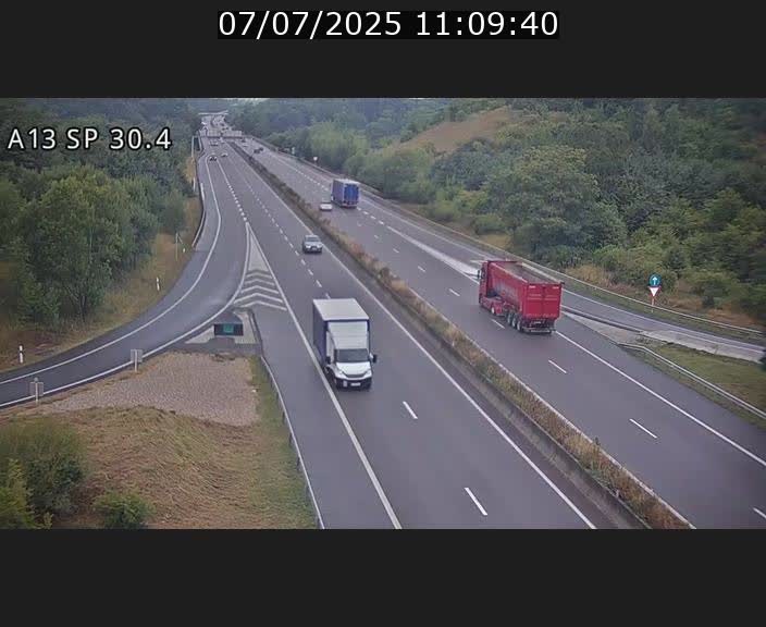 Traffic live webcam Luxembourg Altwies - A13 direction Luxembourg-ville - BK 30.4