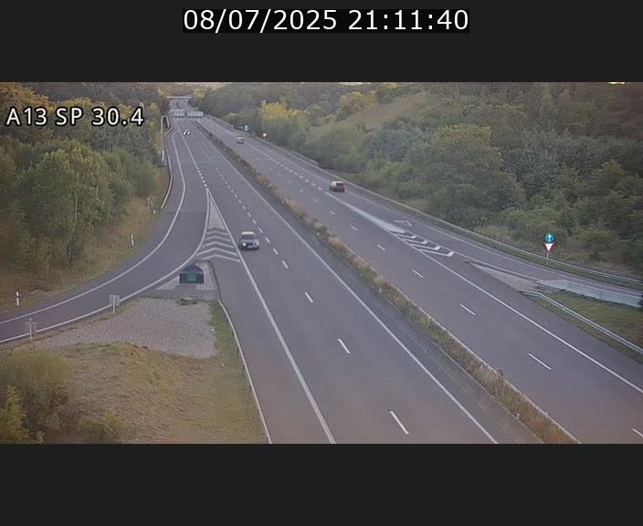 Traffic live webcam Luxembourg Altwies - A13 direction Luxembourg-ville - BK 30.4