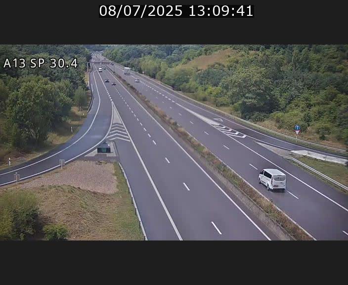 Traffic live webcam Luxembourg Altwies - A13 direction Luxembourg-ville - BK 30.4
