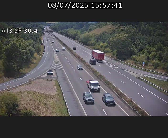 Traffic live webcam Luxembourg Altwies - A13 direction Luxembourg-ville - BK 30.4