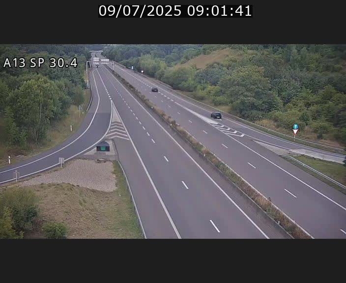 Traffic live webcam Luxembourg Altwies - A13 direction Luxembourg-ville - BK 30.4