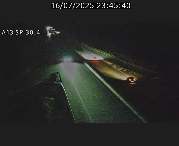 Traffic live webcam Luxembourg Altwies - A13 direction Luxembourg-ville - BK 30.4