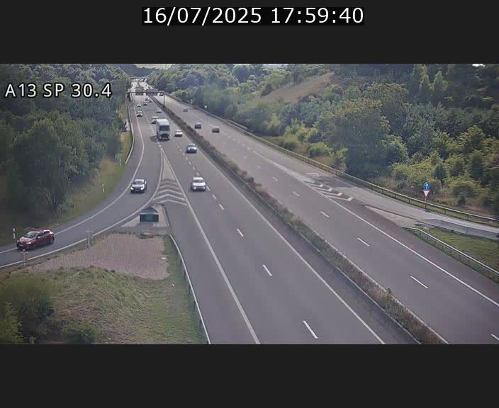 Traffic live webcam Luxembourg Altwies - A13 direction Luxembourg-ville - BK 30.4