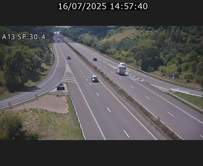 Traffic live webcam Luxembourg Altwies - A13 direction Luxembourg-ville - BK 30.4