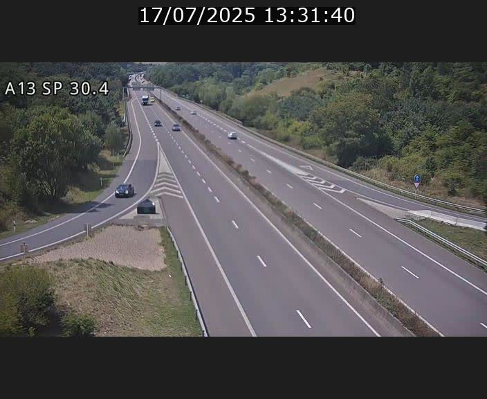 Traffic live webcam Luxembourg Altwies - A13 direction Luxembourg-ville - BK 30.4