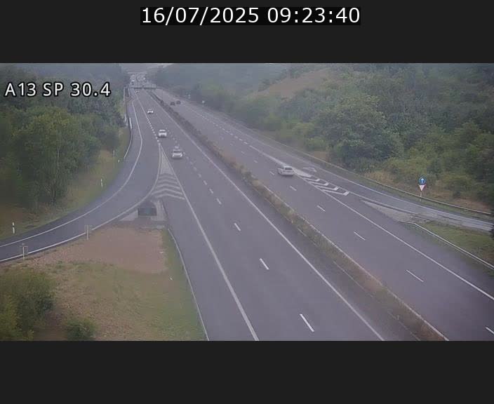 Traffic live webcam Luxembourg Altwies - A13 direction Luxembourg-ville - BK 30.4