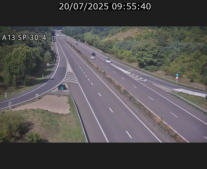 Traffic live webcam Luxembourg Altwies - A13 direction Luxembourg-ville - BK 30.4