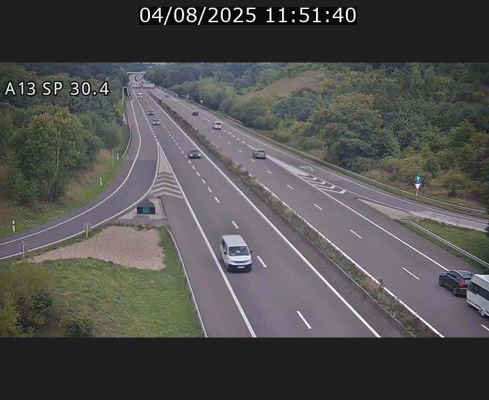 Traffic live webcam Luxembourg Altwies - A13 direction Luxembourg-ville - BK 30.4