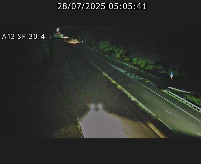 Traffic live webcam Luxembourg Altwies - A13 direction Luxembourg-ville - BK 30.4