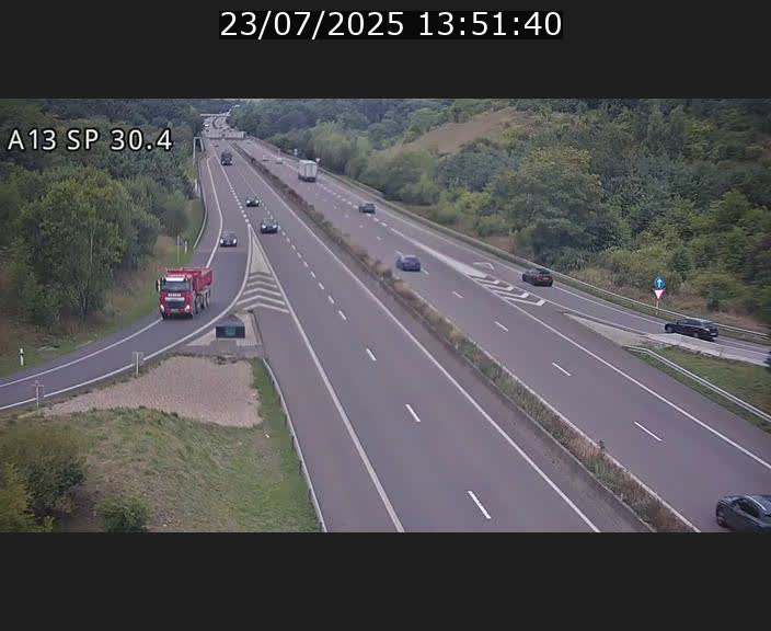 Traffic live webcam Luxembourg Altwies - A13 direction Luxembourg-ville - BK 30.4