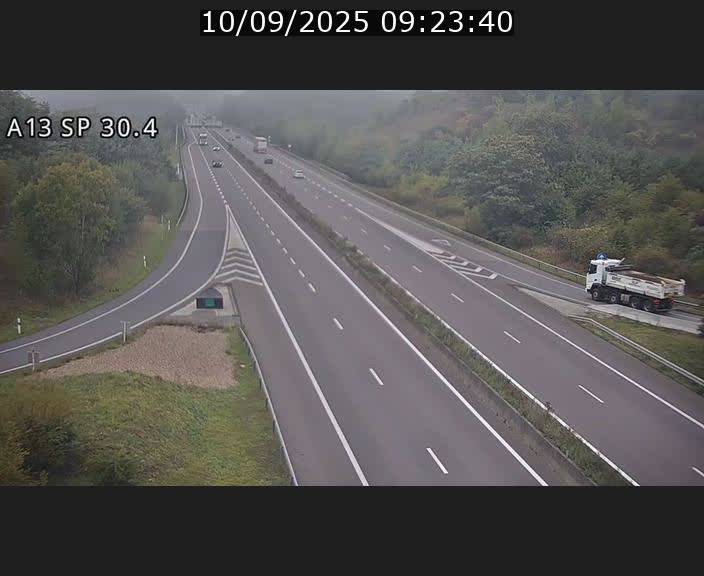 Traffic live webcam Luxembourg Altwies - A13 direction Luxembourg-ville - BK 30.4