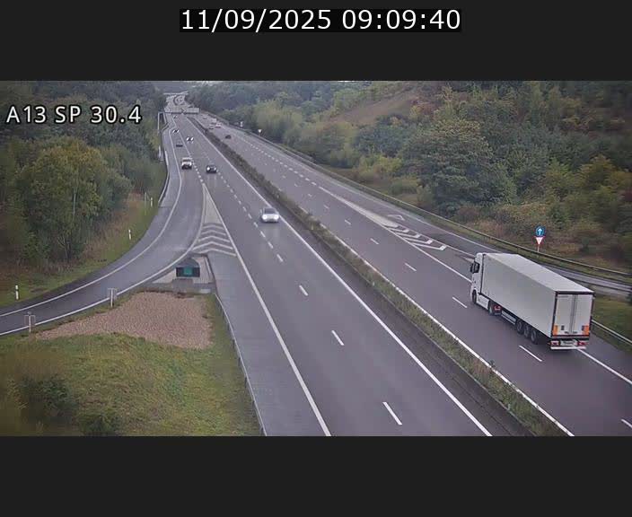 Traffic live webcam Luxembourg Altwies - A13 direction Luxembourg-ville - BK 30.4