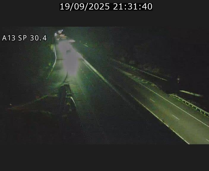 Traffic live webcam Luxembourg Altwies - A13 direction Luxembourg-ville - BK 30.4