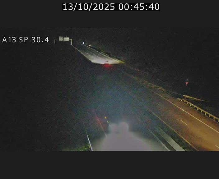 Traffic live webcam Luxembourg Altwies - A13 direction Luxembourg-ville - BK 30.4