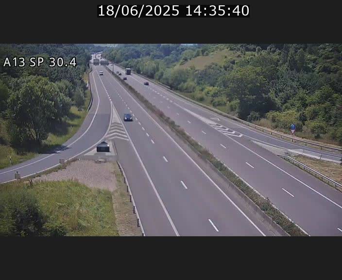 <h2>Traffic live webcam Luxembourg Altwies - A13 direction Luxembourg-ville - BK 30.4</h2>