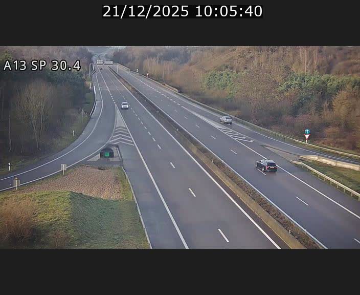 <h2>Traffic live webcam Luxembourg Altwies - A13 direction Luxembourg-ville - BK 30.4</h2>