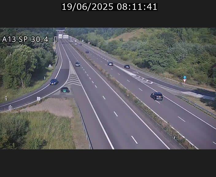 <h2>Traffic live webcam Luxembourg Altwies - A13 direction Luxembourg-ville - BK 30.4</h2>
