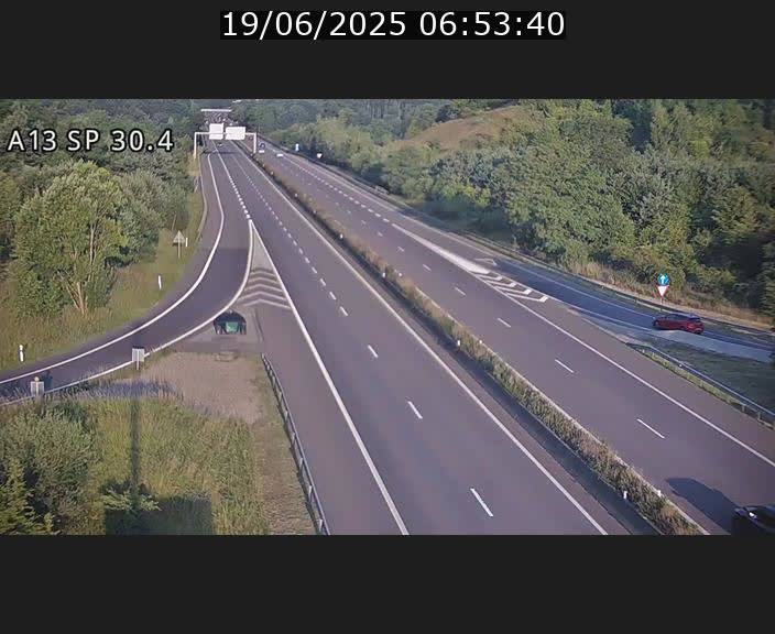<h2>Traffic live webcam Luxembourg Altwies - A13 direction Luxembourg-ville - BK 30.4</h2>