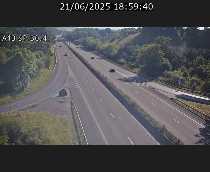 <h2>Traffic live webcam Luxembourg Altwies - A13 direction Luxembourg-ville - BK 30.4</h2>