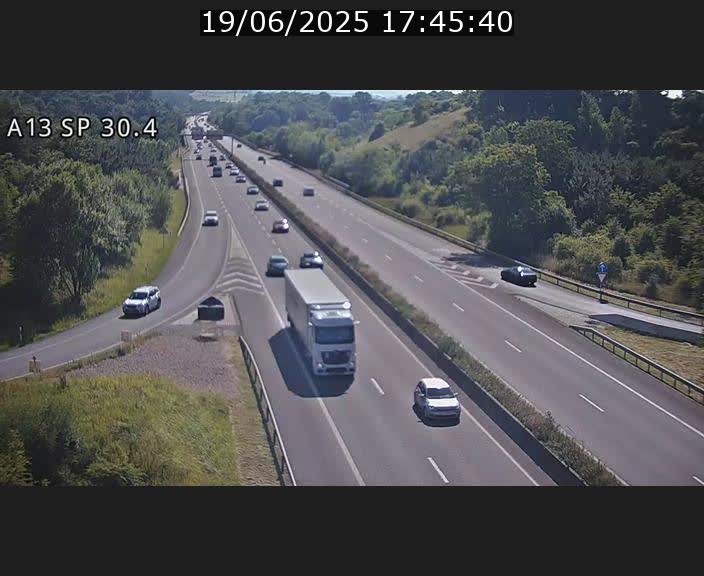 <h2>Traffic live webcam Luxembourg Altwies - A13 direction Luxembourg-ville - BK 30.4</h2>