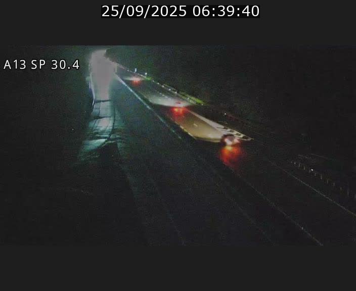 <h2>Traffic live webcam Luxembourg Altwies - A13 direction Luxembourg-ville - BK 30.4</h2>