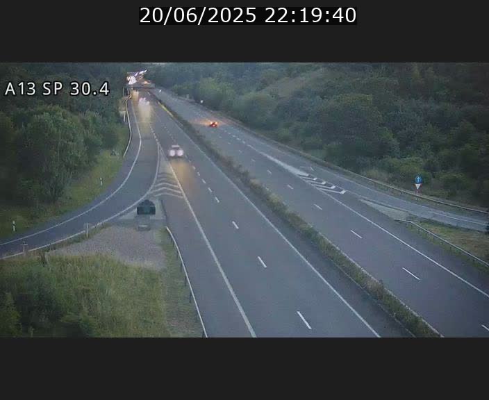 <h2>Traffic live webcam Luxembourg Altwies - A13 direction Luxembourg-ville - BK 30.4</h2>