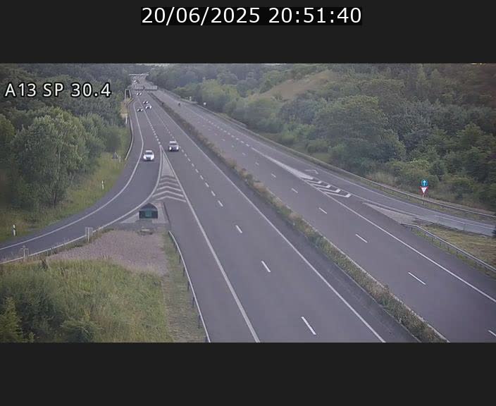 <h2>Traffic live webcam Luxembourg Altwies - A13 direction Luxembourg-ville - BK 30.4</h2>