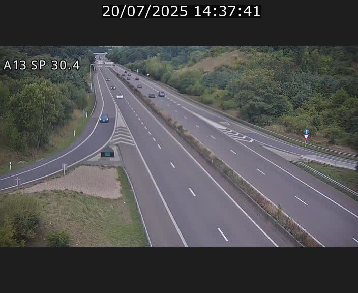 <h2>Traffic live webcam Luxembourg Altwies - A13 direction Luxembourg-ville - BK 30.4</h2>