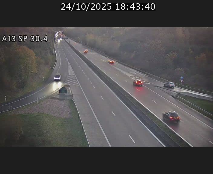 <h2>Traffic live webcam Luxembourg Altwies - A13 direction Luxembourg-ville - BK 30.4</h2>