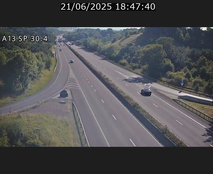 <h2>Traffic live webcam Luxembourg Altwies - A13 direction Luxembourg-ville - BK 30.4</h2>