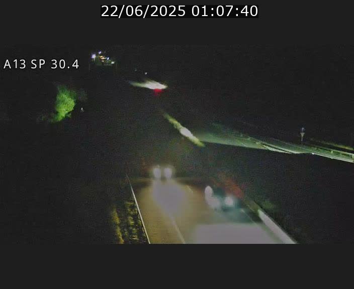 <h2>Traffic live webcam Luxembourg Altwies - A13 direction Luxembourg-ville - BK 30.4</h2>