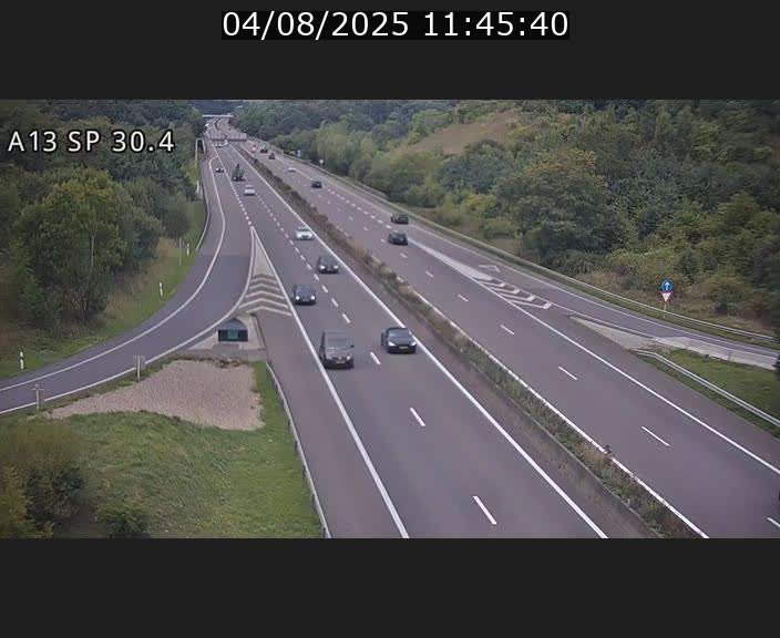 <h2>Traffic live webcam Luxembourg Altwies - A13 direction Luxembourg-ville - BK 30.4</h2>