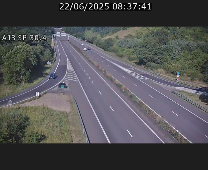 <h2>Traffic live webcam Luxembourg Altwies - A13 direction Luxembourg-ville - BK 30.4</h2>