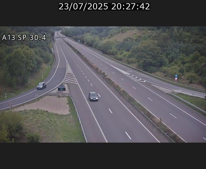 <h2>Traffic live webcam Luxembourg Altwies - A13 direction Luxembourg-ville - BK 30.4</h2>