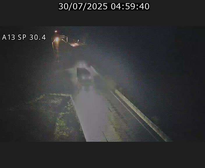 <h2>Traffic live webcam Luxembourg Altwies - A13 direction Luxembourg-ville - BK 30.4</h2>