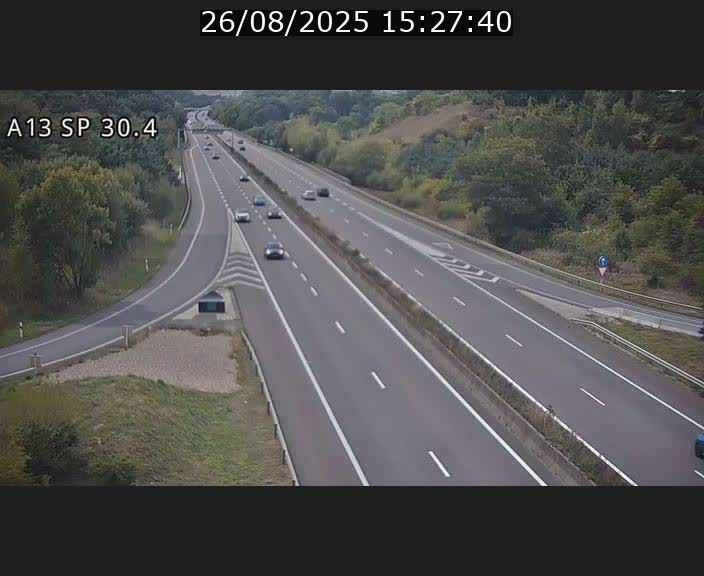 <h2>Traffic live webcam Luxembourg Altwies - A13 direction Luxembourg-ville - BK 30.4</h2>