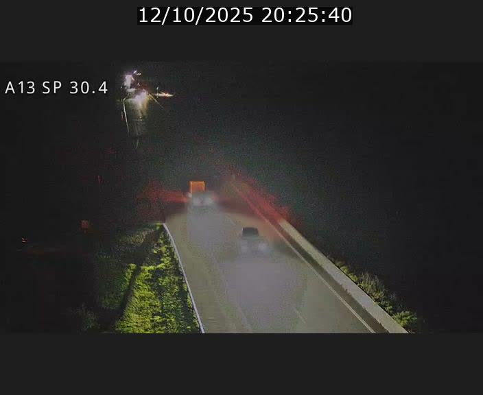<h2>Traffic live webcam Luxembourg Altwies - A13 direction Luxembourg-ville - BK 30.4</h2>