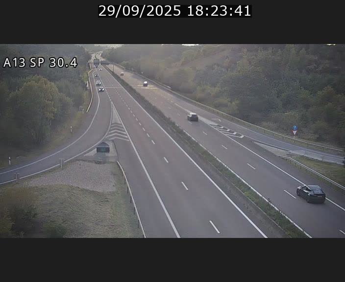 <h2>Traffic live webcam Luxembourg Altwies - A13 direction Luxembourg-ville - BK 30.4</h2>