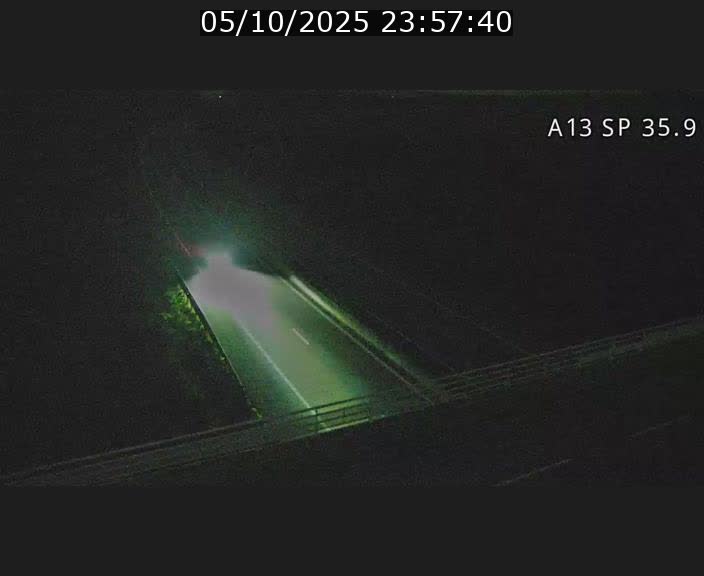 <h2>Webcam trafic sur A13 à l'entrée ouest du tunnel Markusbierg à Remerschen. Vue orientée vers Mondorf-les-Bains.</h2>