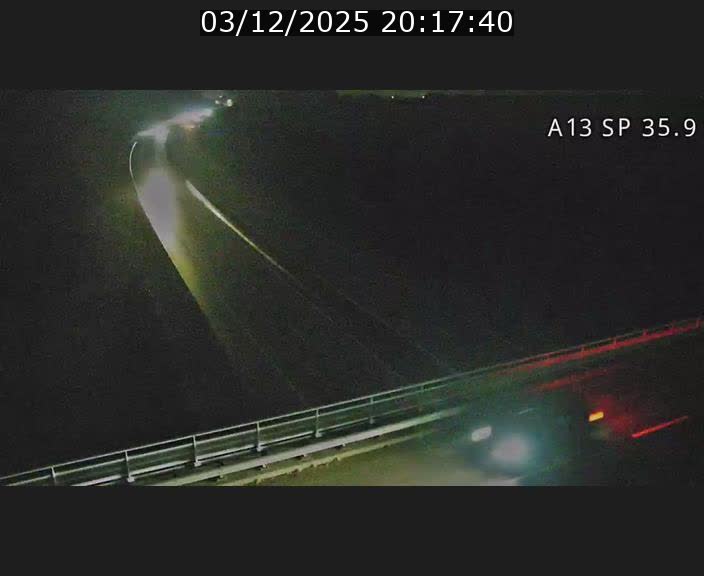 <h2>Webcam trafic sur A13 à l'entrée ouest du tunnel Markusbierg à Remerschen. Vue orientée vers Mondorf-les-Bains.</h2>