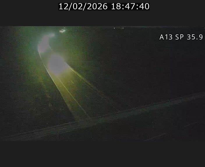 <h2>Webcam trafic sur A13 à l'entrée ouest du tunnel Markusbierg à Remerschen. Vue orientée vers Mondorf-les-Bains.</h2>