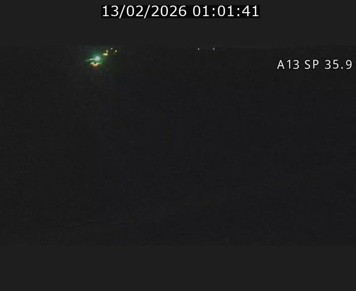 <h2>Webcam trafic sur A13 à l'entrée ouest du tunnel Markusbierg à Remerschen. Vue orientée vers Mondorf-les-Bains.</h2>