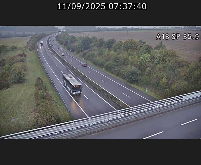 <h2>Webcam trafic sur A13 à l'entrée ouest du tunnel Markusbierg à Remerschen. Vue orientée vers Mondorf-les-Bains.</h2>