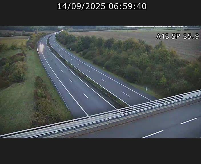 <h2>Webcam trafic sur A13 à l'entrée ouest du tunnel Markusbierg à Remerschen. Vue orientée vers Mondorf-les-Bains.</h2>